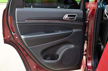 Позашляховик / Кросовер Jeep Grand Cherokee 2020 в 