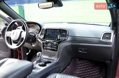 Позашляховик / Кросовер Jeep Grand Cherokee 2020 в 