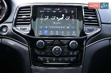 Позашляховик / Кросовер Jeep Grand Cherokee 2020 в 