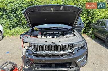 Позашляховик / Кросовер Jeep Grand Cherokee 2022 в 