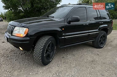 Внедорожник / Кроссовер Jeep Grand Cherokee 2003 в 