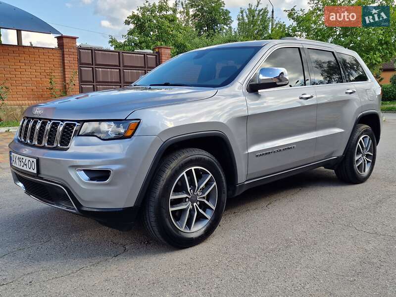 Позашляховик / Кросовер Jeep Grand Cherokee 2020 в 