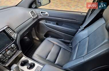 Позашляховик / Кросовер Jeep Grand Cherokee 2020 в 