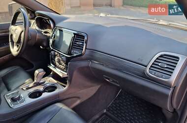Позашляховик / Кросовер Jeep Grand Cherokee 2020 в 