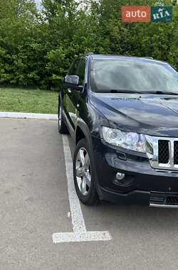 Внедорожник / Кроссовер Jeep Grand Cherokee 2012 в 