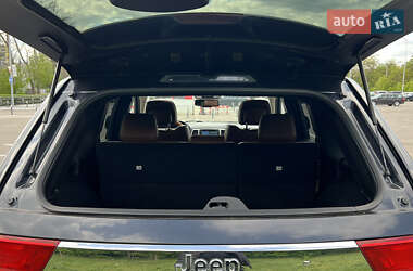 Внедорожник / Кроссовер Jeep Grand Cherokee 2012 в 