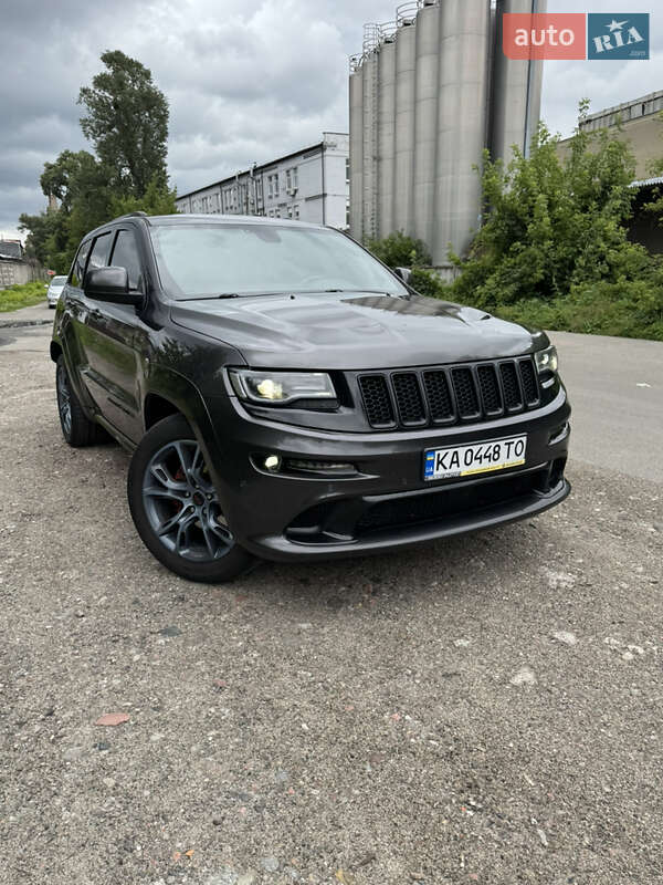 Внедорожник / Кроссовер Jeep Grand Cherokee 2016 в Киеве