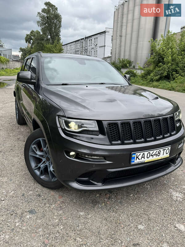 Внедорожник / Кроссовер Jeep Grand Cherokee 2016 в Киеве