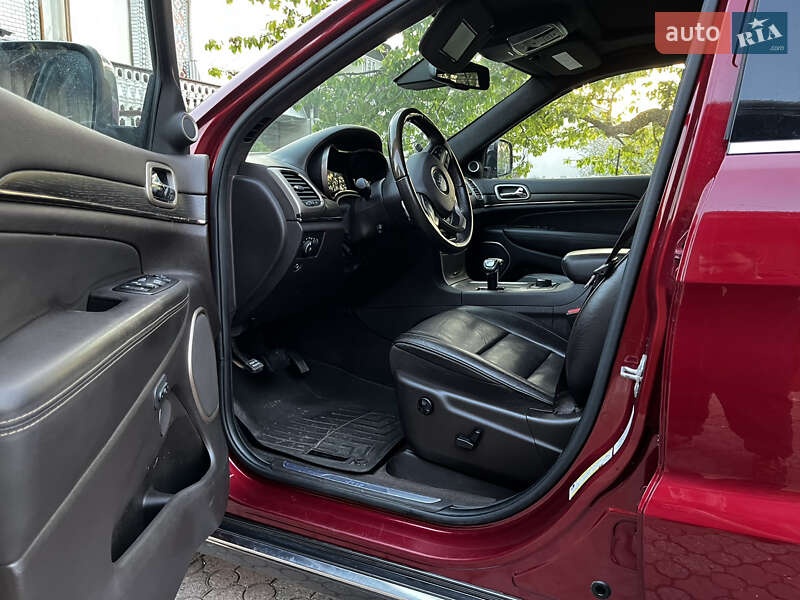 Внедорожник / Кроссовер Jeep Grand Cherokee 2014 в Черновцах