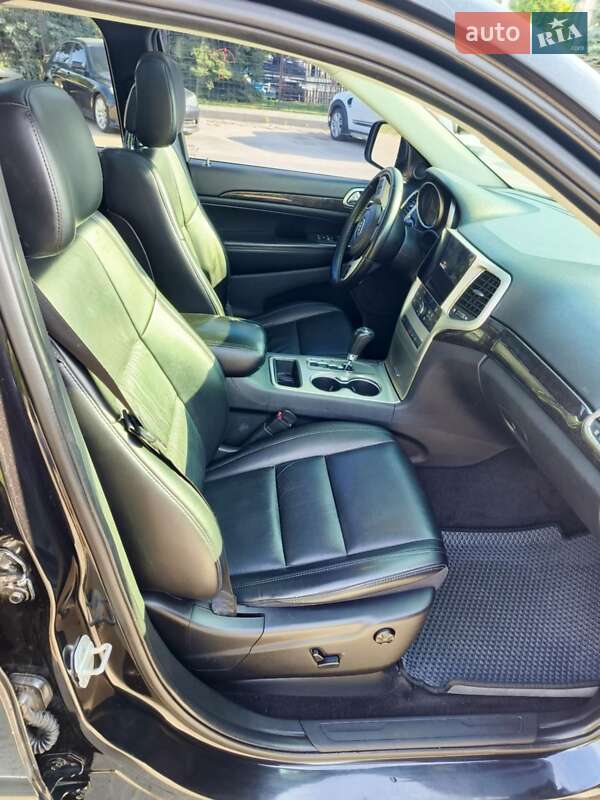 Позашляховик / Кросовер Jeep Grand Cherokee 2010 в Софіївській Борщагівці