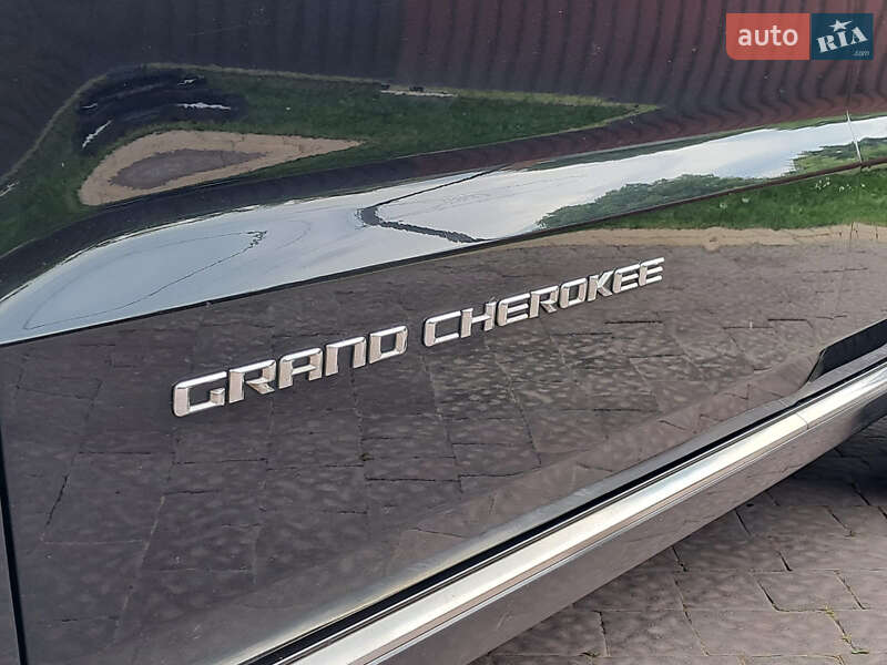 Внедорожник / Кроссовер Jeep Grand Cherokee 2014 в Львове