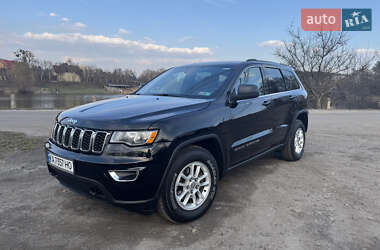 Позашляховик / Кросовер Jeep Grand Cherokee 2017 в Києві