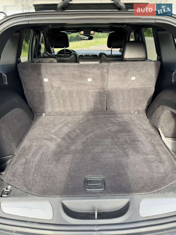 Позашляховик / Кросовер Jeep Grand Cherokee 2019 в Києві