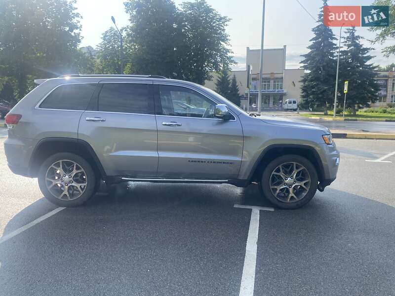 Внедорожник / Кроссовер Jeep Grand Cherokee 2020 в Киеве фото 3 Внедорожник / Кроссовер Jeep Grand Cherokee 2020 в Киеве