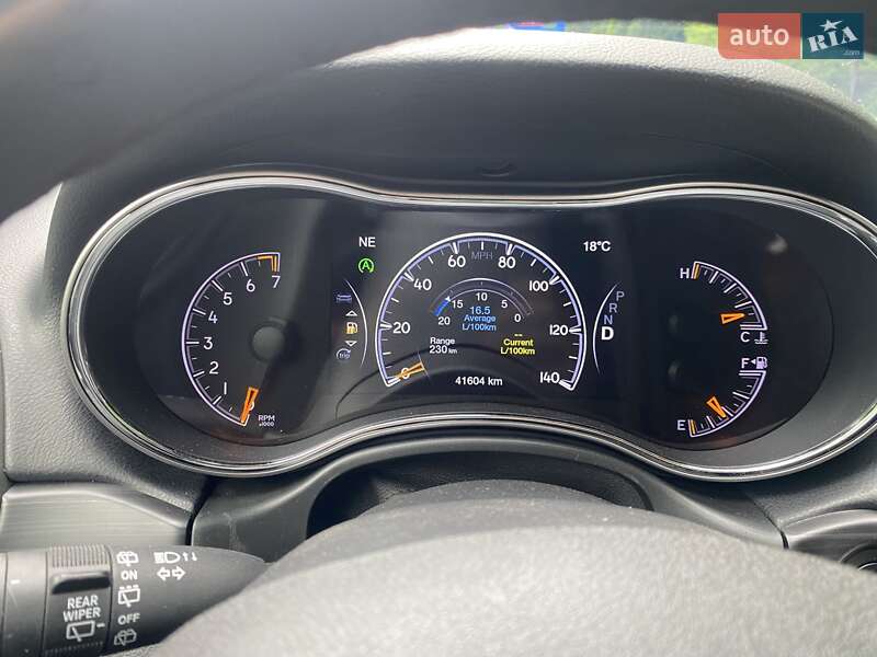 Внедорожник / Кроссовер Jeep Grand Cherokee 2020 в Киеве фото 13 Внедорожник / Кроссовер Jeep Grand Cherokee 2020 в Киеве