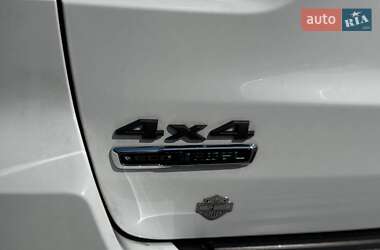 Внедорожник / Кроссовер Jeep Grand Cherokee 2018 в 