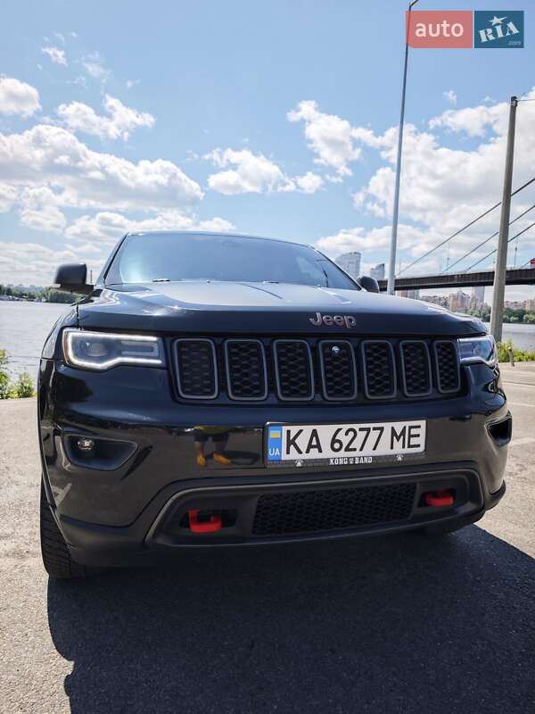Внедорожник / Кроссовер Jeep Grand Cherokee 2018 в Киеве