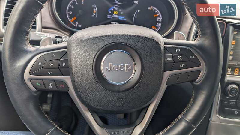 Внедорожник / Кроссовер Jeep Grand Cherokee 2017 в Сумах