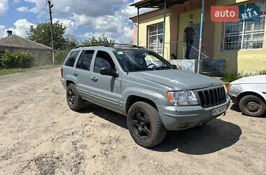 Внедорожник / Кроссовер Jeep Grand Cherokee 2001 в Дергачах