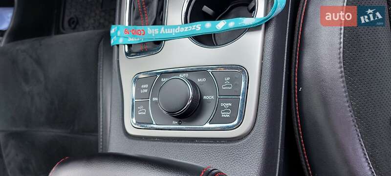 Внедорожник / Кроссовер Jeep Grand Cherokee 2016 в Виннице