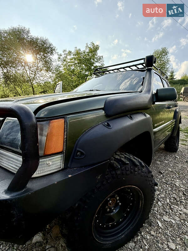 Внедорожник / Кроссовер Jeep Grand Cherokee 1996 в Межгорье