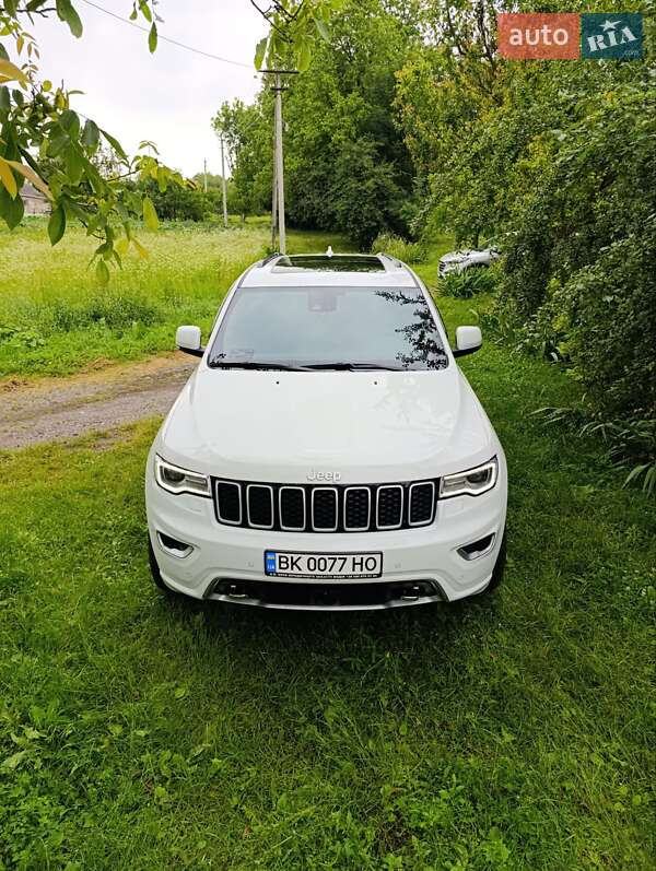 Jeep Grand Cherokee 2021