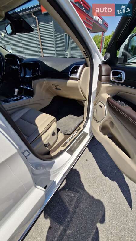 Внедорожник / Кроссовер Jeep Grand Cherokee 2020 в Мироновке