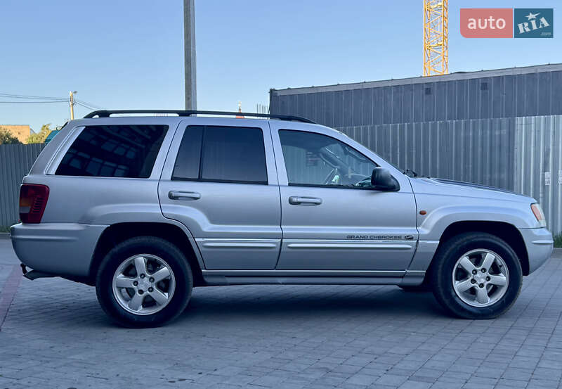 Внедорожник / Кроссовер Jeep Grand Cherokee 2003 в Дубно