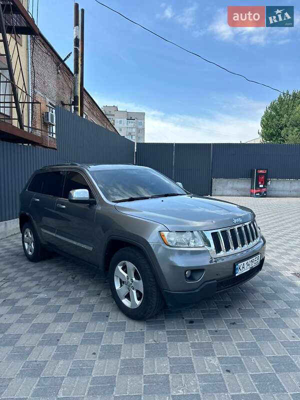 Внедорожник / Кроссовер Jeep Grand Cherokee 2012 в Иршаве