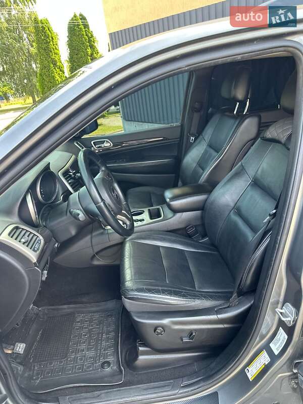 Внедорожник / Кроссовер Jeep Grand Cherokee 2012 в Иршаве