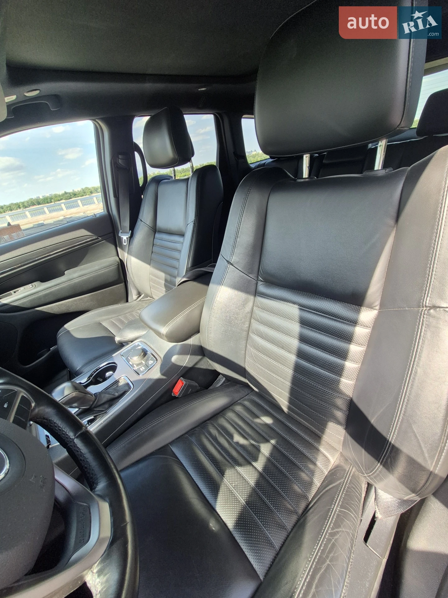 2019 Jeep Grand Cherokee - мініатюра 26
