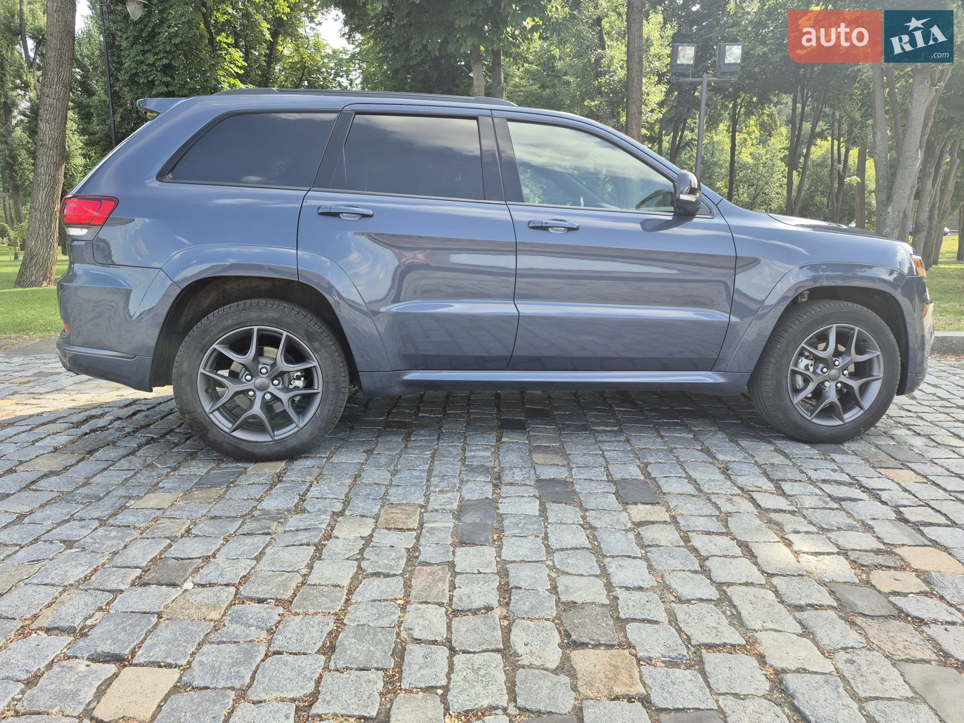 2019 Jeep Grand Cherokee - мініатюра 39