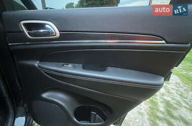 Внедорожник / Кроссовер Jeep Grand Cherokee 2013 в Золочеве