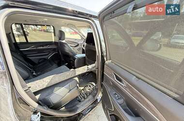 Позашляховик / Кросовер Jeep Grand Cherokee 2022 в 