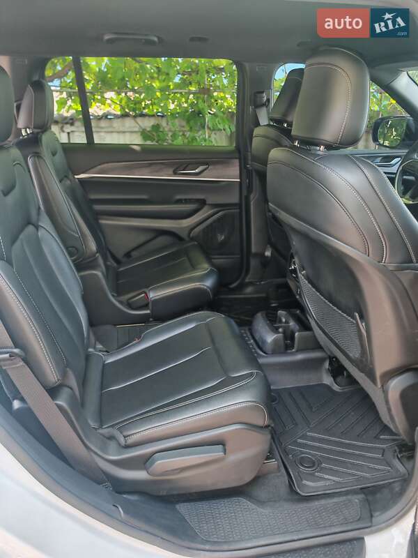 Внедорожник / Кроссовер Jeep Grand Cherokee 2024 в Харькове фото 28 Внедорожник / Кроссовер Jeep Grand Cherokee 2024 в Харькове