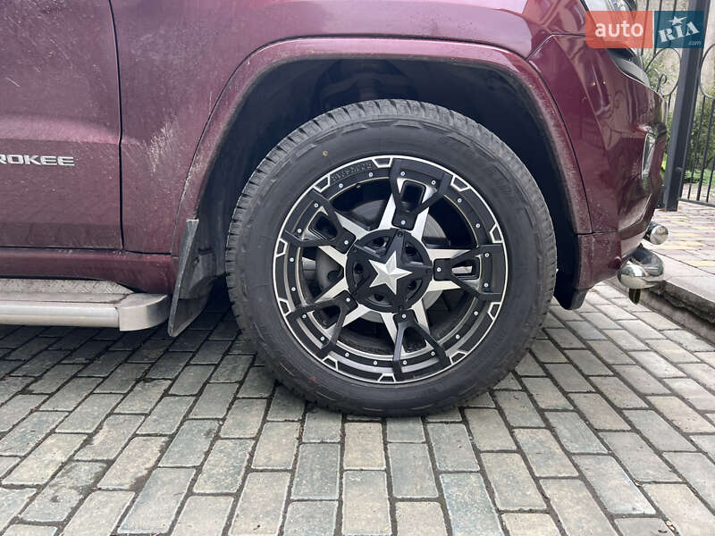 Позашляховик / Кросовер Jeep Grand Cherokee 2016 в Хмельницькому