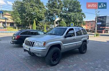 Внедорожник / Кроссовер Jeep Grand Cherokee 2002 в Тячеве