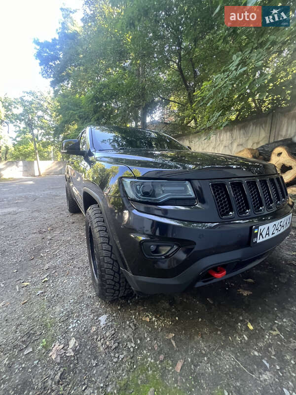Внедорожник / Кроссовер Jeep Grand Cherokee 2014 в Киеве