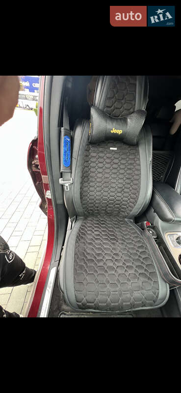 Позашляховик / Кросовер Jeep Grand Cherokee 2016 в Хмельницькому