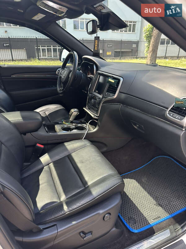 Позашляховик / Кросовер Jeep Grand Cherokee 2018 в Києві фото 11 Позашляховик / Кросовер Jeep Grand Cherokee 2018 в Києві