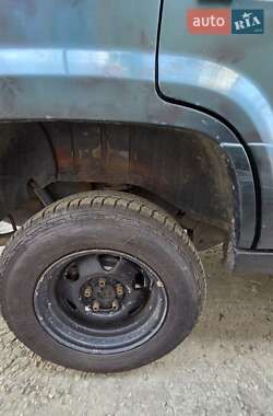 Внедорожник / Кроссовер Jeep Grand Cherokee 1997 в 