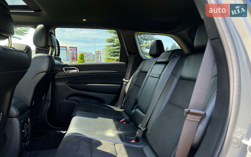Внедорожник / Кроссовер Jeep Grand Cherokee 2020 в Львове
