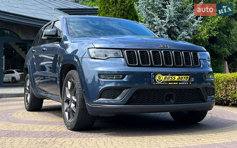 Внедорожник / Кроссовер Jeep Grand Cherokee 2019 в 