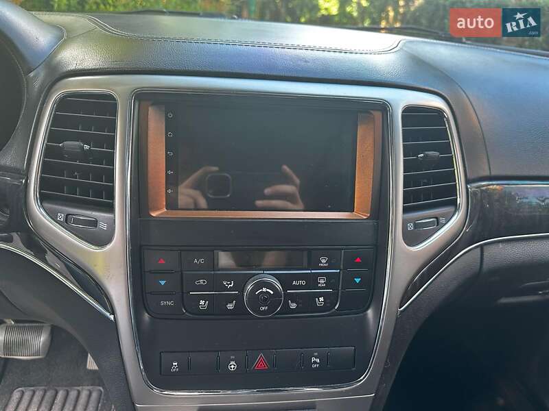 Внедорожник / Кроссовер Jeep Grand Cherokee 2012 в Киеве