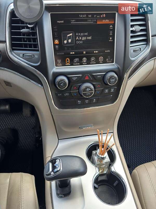 Внедорожник / Кроссовер Jeep Grand Cherokee 2014 в Ужгороде