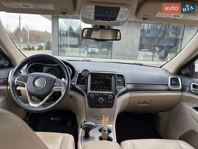 Внедорожник / Кроссовер Jeep Grand Cherokee 2014 в Ужгороде