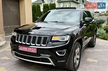 Внедорожник / Кроссовер Jeep Grand Cherokee 2015 в 