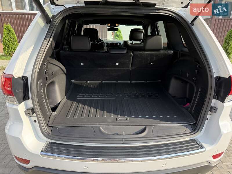 Внедорожник / Кроссовер Jeep Grand Cherokee 2021 в Ромнах