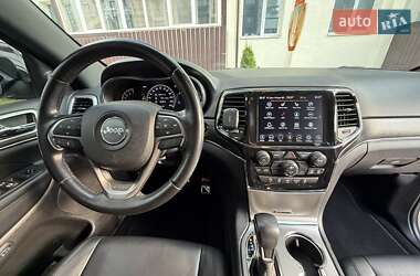 Внедорожник / Кроссовер Jeep Grand Cherokee 2021 в 