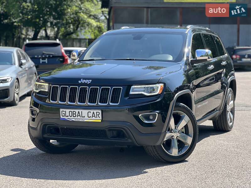 Внедорожник / Кроссовер Jeep Grand Cherokee 2016 в 